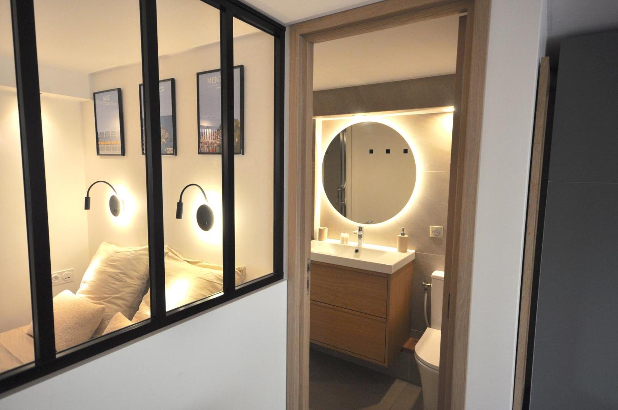 Monaco # Menton - 4 Persons - Hypercenter - Private Parking - Full Renovated - Clim - Fast Wifi - Beach And Sun Ngoại thất bức ảnh