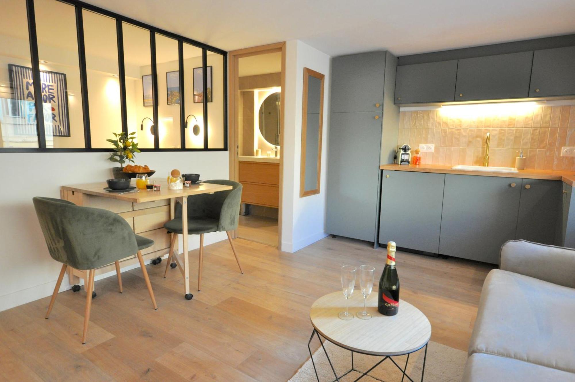 Monaco # Menton - 4 Persons - Hypercenter - Private Parking - Full Renovated - Clim - Fast Wifi - Beach And Sun Ngoại thất bức ảnh